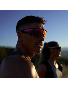 Oakley Meta Vanguard Gafas con IA Prizm Road Negro Mate...