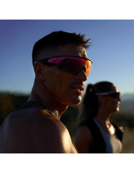 Oakley Meta Vanguard Gafas con IA Prizm Road Negro Mate OW8001-0152